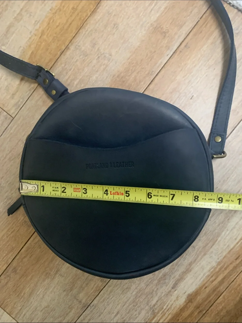 Portland Leather 9” round